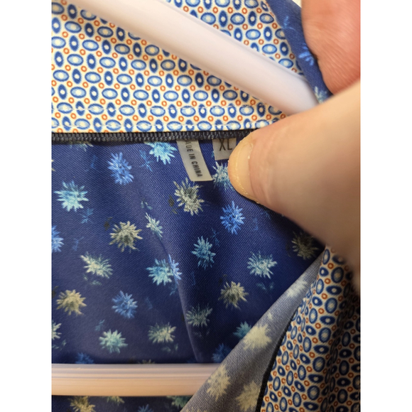 Bugatchi Men's Shirt Blue Long Sleeves Shaped Fit Size XL Pre-Owned - Picture 4 of 9